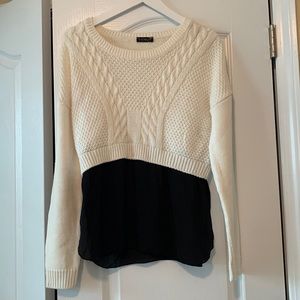 Venus sweater
